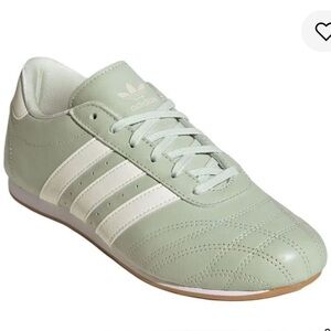 NEW IN BOX Adidas Taekwondo Lace Women’s Sneakers Green JS0710